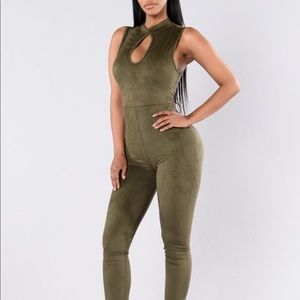 Fashion nova jumpsuit